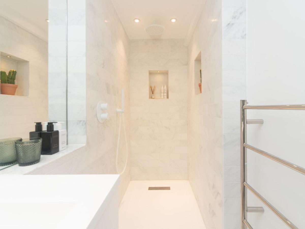 Chic & Cozy Flat In Sw London, Perfect Location! Apartment Exterior photo
